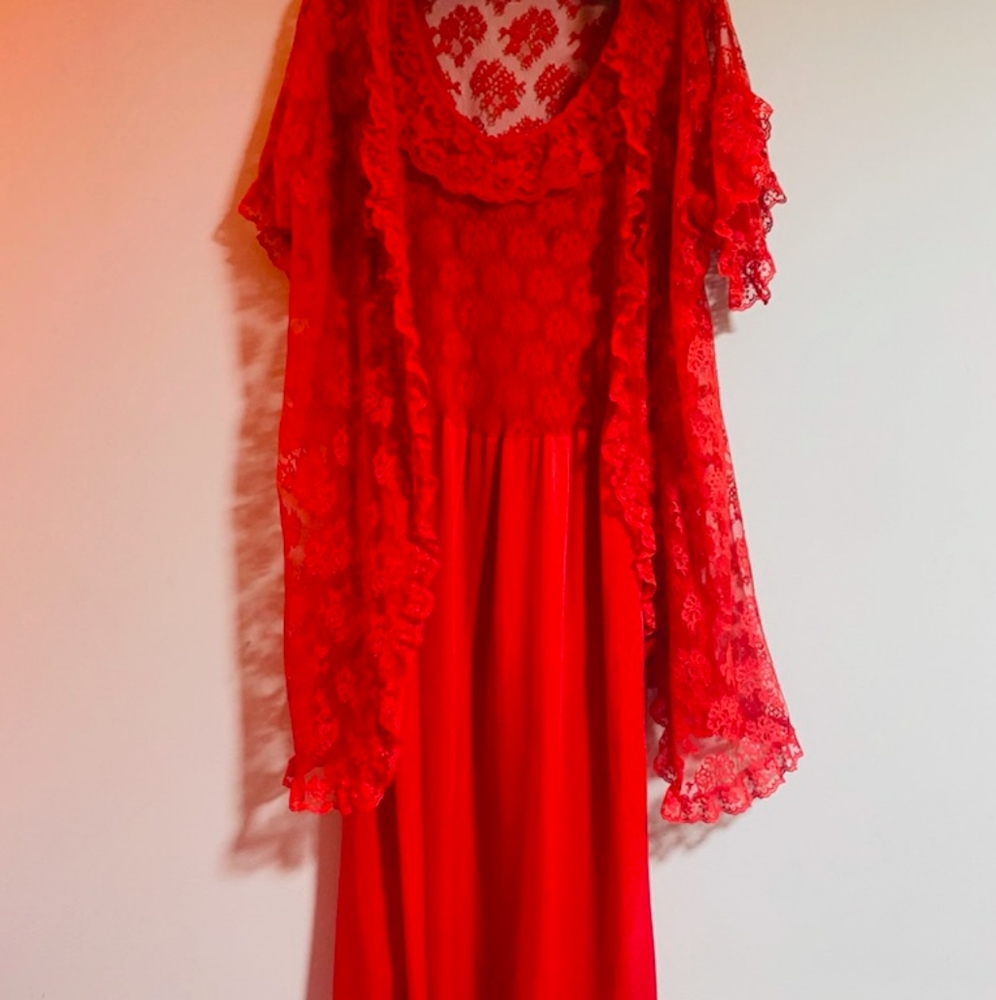 Vintage Nightgown w/robe